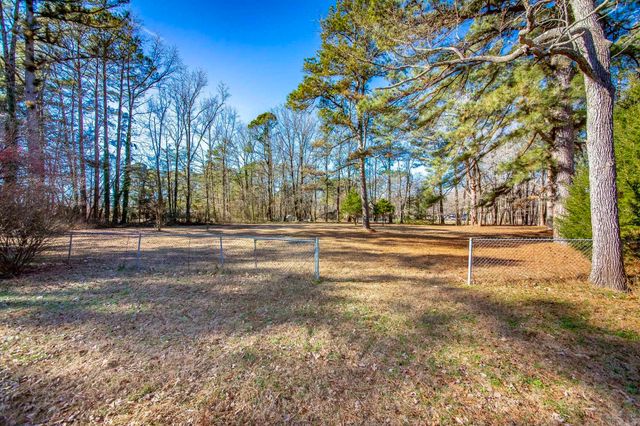 285 Cherrywood Drive, Cabot, AR 72023