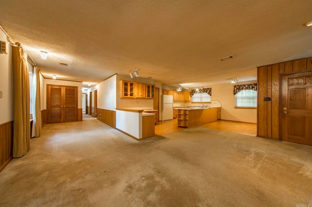 285 Cherrywood Drive, Cabot, AR 72023
