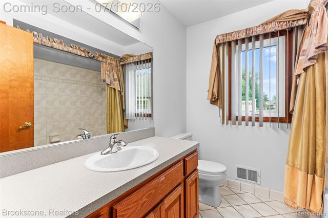 53725 ARABIAN Trail, Macomb Township, MI 48042