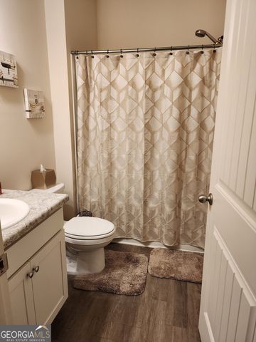 5425 Barberry Avenue, Oakwood, GA 30566