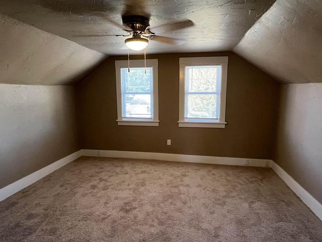 302 PINE STREET, Neenah, WI 54956
