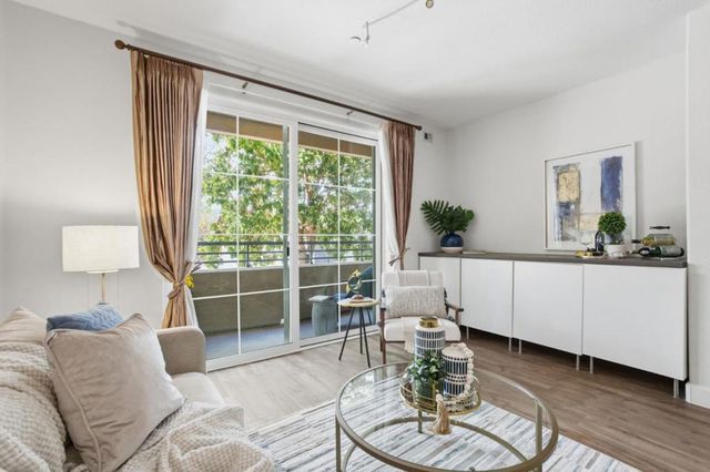 1388 Broadway 103, Millbrae, CA 94030