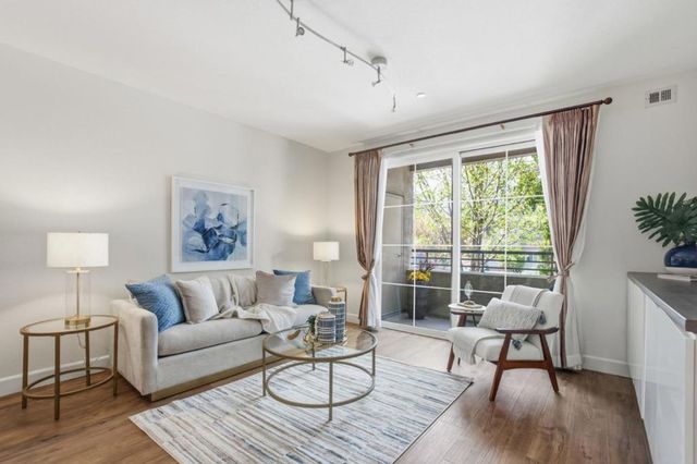 1388 Broadway 103, Millbrae, CA 94030