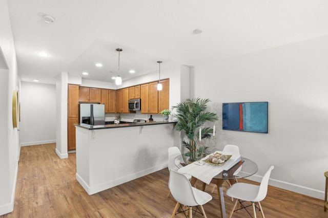 1388 Broadway 103, Millbrae, CA 94030