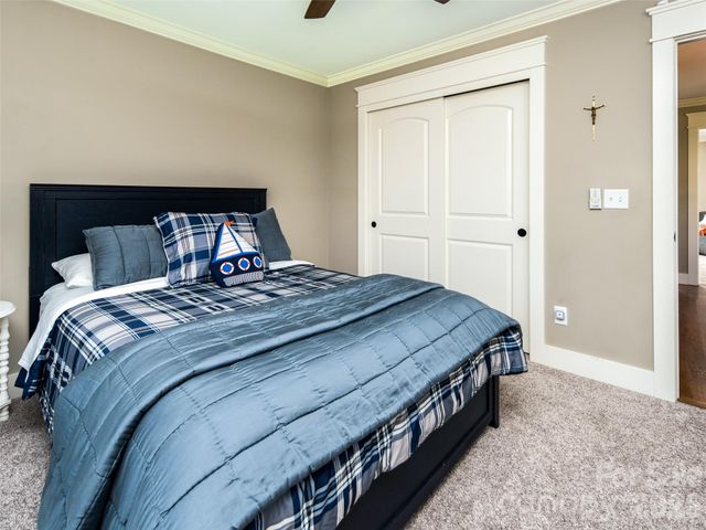 27 Slippery Rock Drive, Fletcher, NC 28732