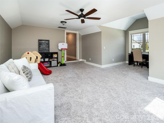 27 Slippery Rock Drive, Fletcher, NC 28732