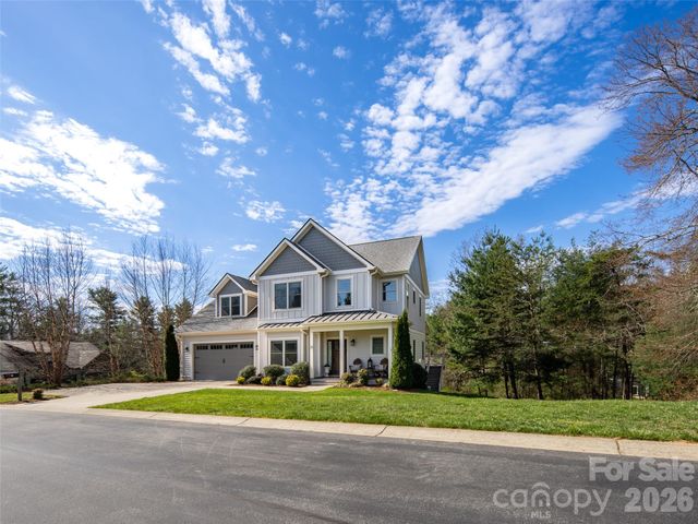 27 Slippery Rock Drive, Fletcher, NC 28732