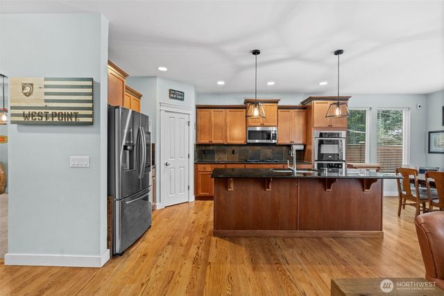 4215 Cashmere Drive NE, Lacey, WA 98516