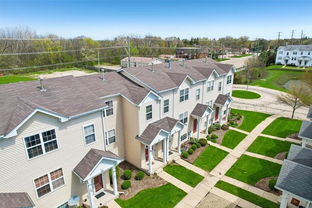 626 N Triumph Court, Hainesville, IL 60073