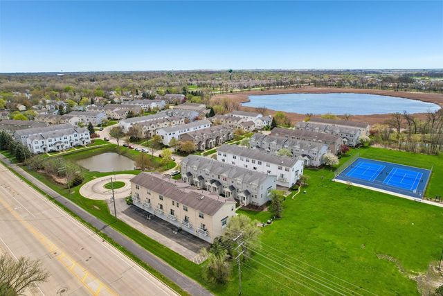 626 N Triumph Court, Hainesville, IL 60073