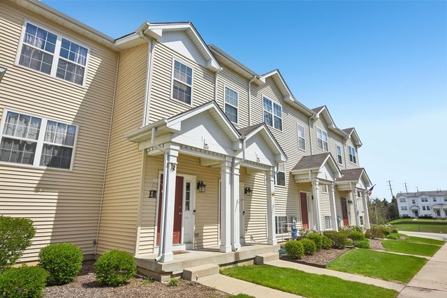 626 N Triumph Court, Hainesville, IL 60073