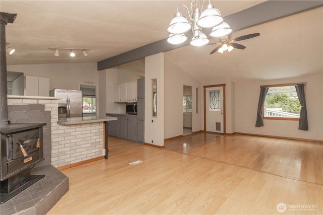 11518 237th Avenue Ct E, Buckley, WA 98321