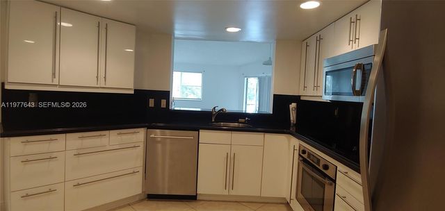 9777 Westview Dr 1120, Coral Springs, FL 33076