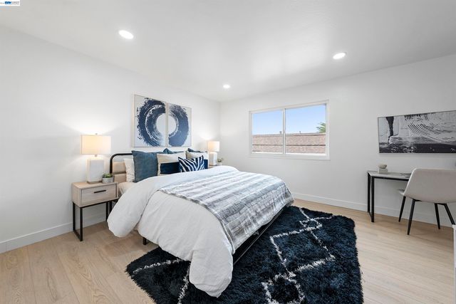 3681 Sunset Dr, San Bruno, CA 94066