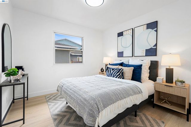 3681 Sunset Dr, San Bruno, CA 94066