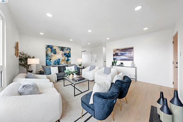 3681 Sunset Dr, San Bruno, CA 94066