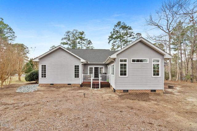 669 Chelsea Drive, Sanford, NC 27332