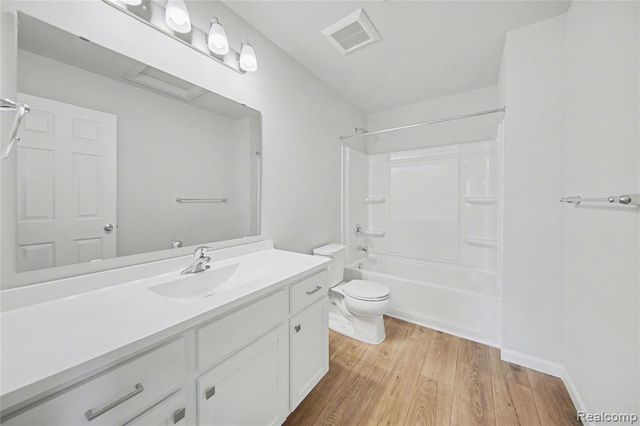 741 Lone Oak Way, Tecumseh, MI 49286