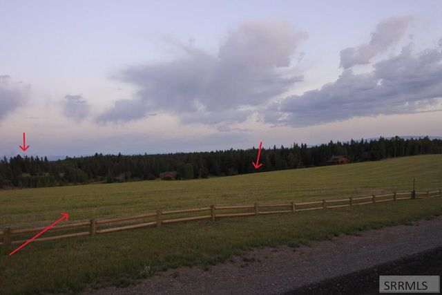 1650 Shadow Loop South, Island Park, ID 83429