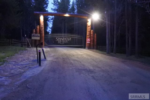 1650 Shadow Loop South, Island Park, ID 83429