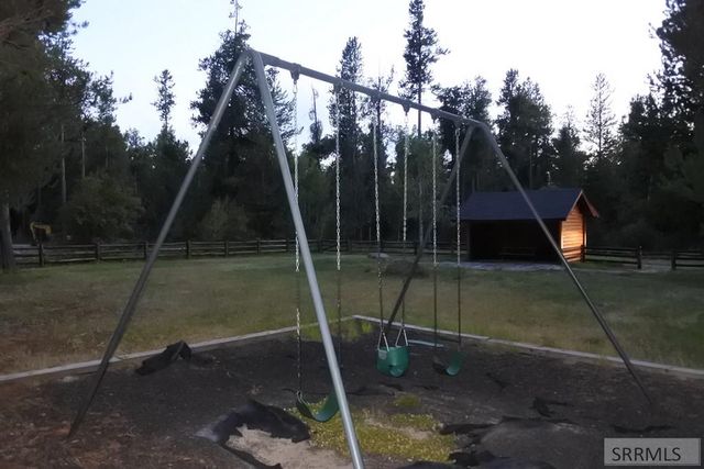 1650 Shadow Loop South, Island Park, ID 83429