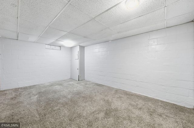 5940 Rhode Island Avenue N, Crystal, MN 55428