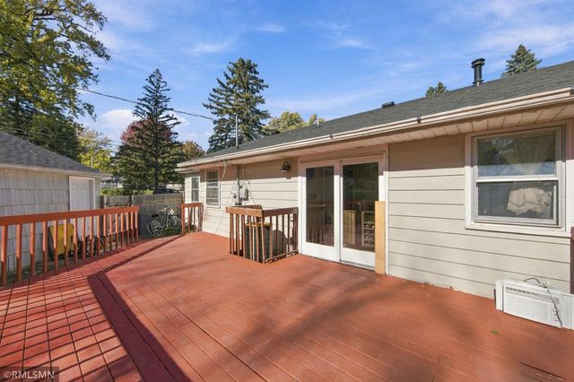 5940 Rhode Island Avenue N, Crystal, MN 55428