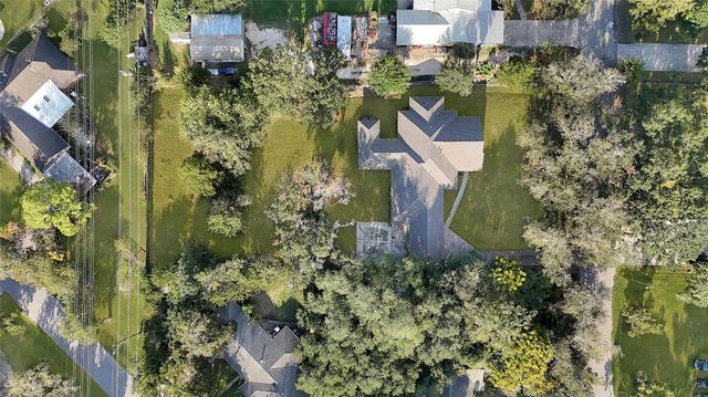 7045 Cayton Street, Houston, TX 77061