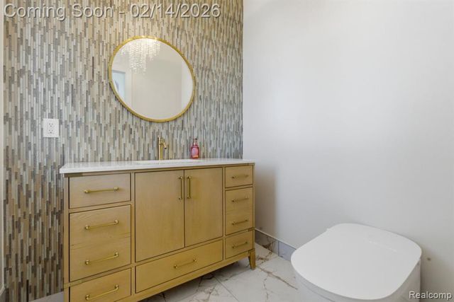 8844 Ridge Drive, Washington, MI 48095