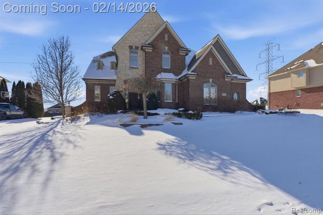 8844 Ridge Drive, Washington, MI 48095
