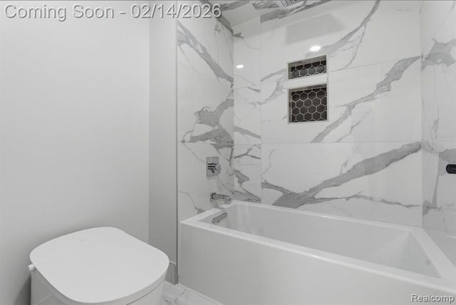 8844 Ridge Drive, Washington, MI 48095