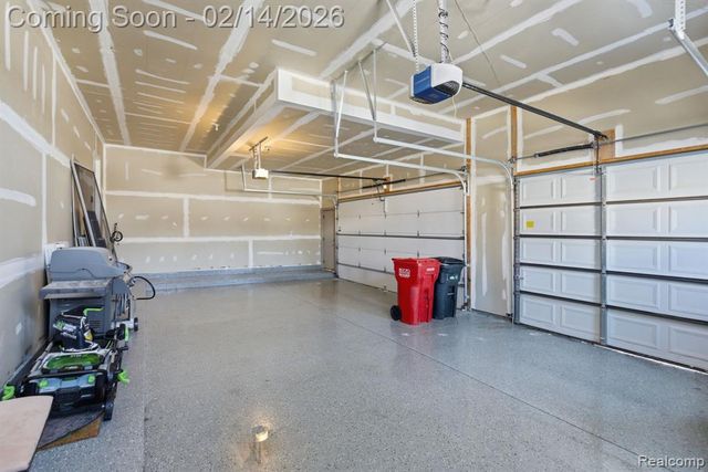 8844 Ridge Drive, Washington, MI 48095