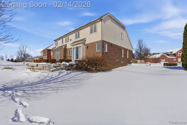 8844 Ridge Drive, Washington, MI 48095