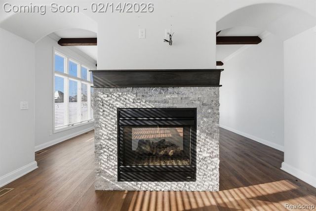 8844 Ridge Drive, Washington, MI 48095