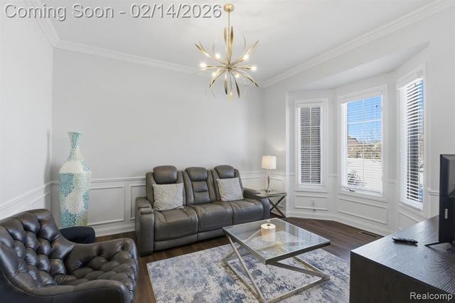 8844 Ridge Drive, Washington, MI 48095