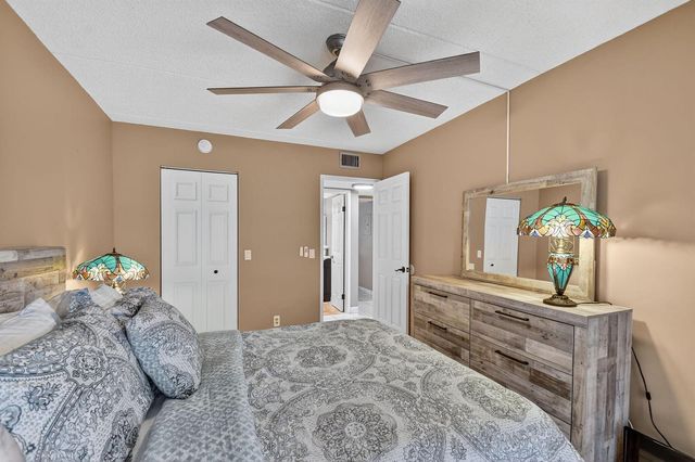 3200 Springdale Boulevard 217, Palm Springs, FL 33461