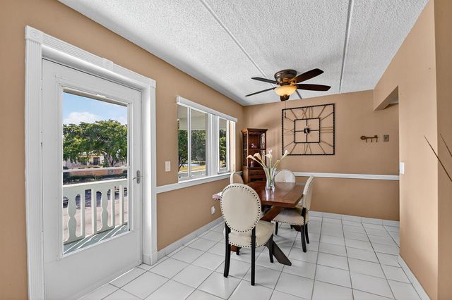 3200 Springdale Boulevard 217, Palm Springs, FL 33461