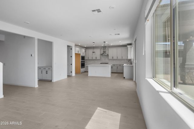 13415 W EAGLE FEATHER Road, Peoria, AZ 85383