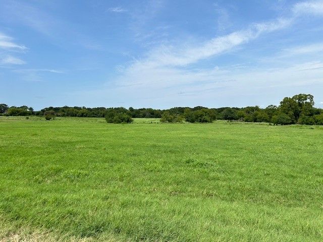 284 County Road 2388, Pickton, TX 75471
