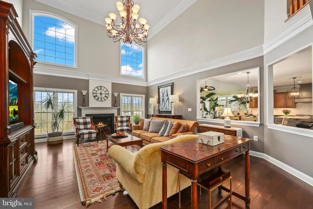 37619 WRIGHT FARM DR, Purcellville, VA 20132