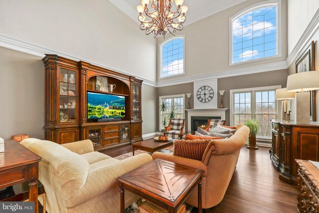 37619 WRIGHT FARM DR, Purcellville, VA 20132