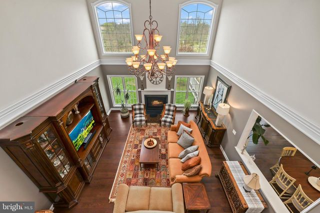 37619 WRIGHT FARM DR, Purcellville, VA 20132