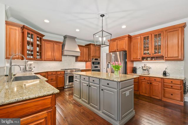 37619 WRIGHT FARM DR, Purcellville, VA 20132