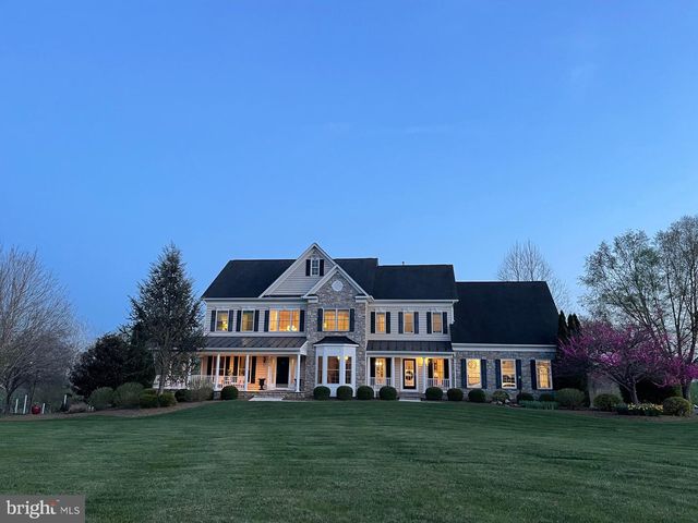 37619 WRIGHT FARM DR, Purcellville, VA 20132
