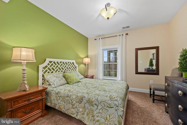 37619 WRIGHT FARM DR, Purcellville, VA 20132
