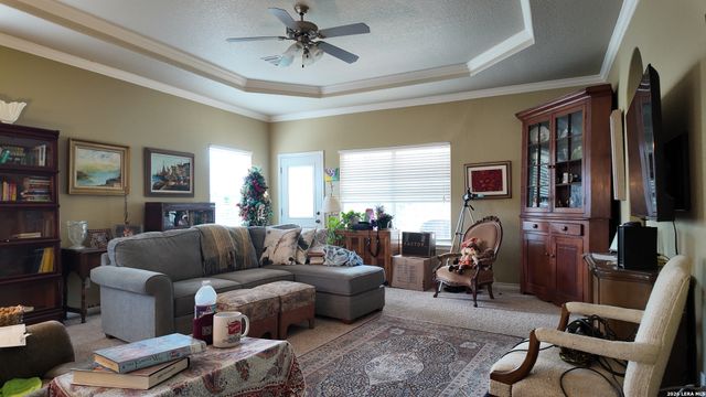 14407 BARN CT, Elmendorf, TX 78112
