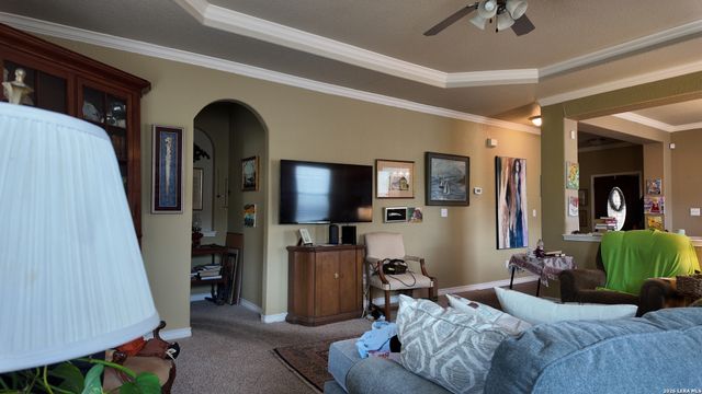 14407 BARN CT, Elmendorf, TX 78112