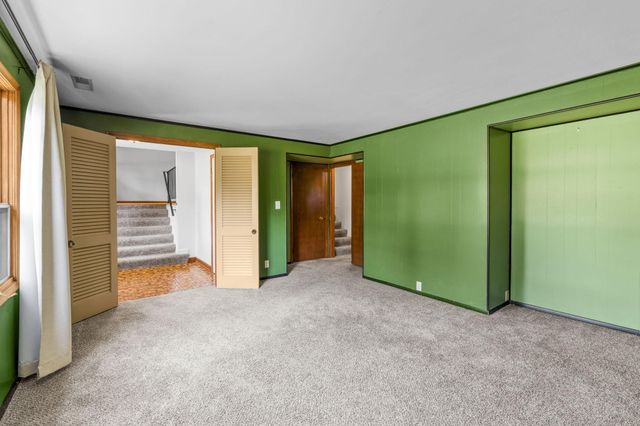 1870 7th Street NW, New Brighton, MN 55112