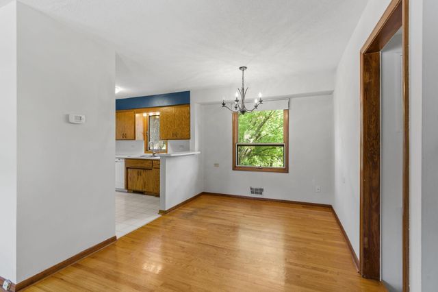 1870 7th Street NW, New Brighton, MN 55112
