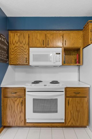 1870 7th Street NW, New Brighton, MN 55112
